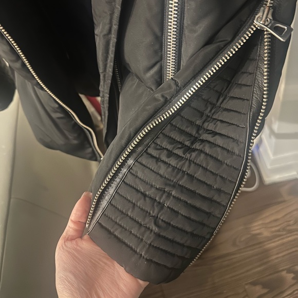 Rudsak black double zippper jacket leather sleeve with fur size S mid length - Picture 4 of 11